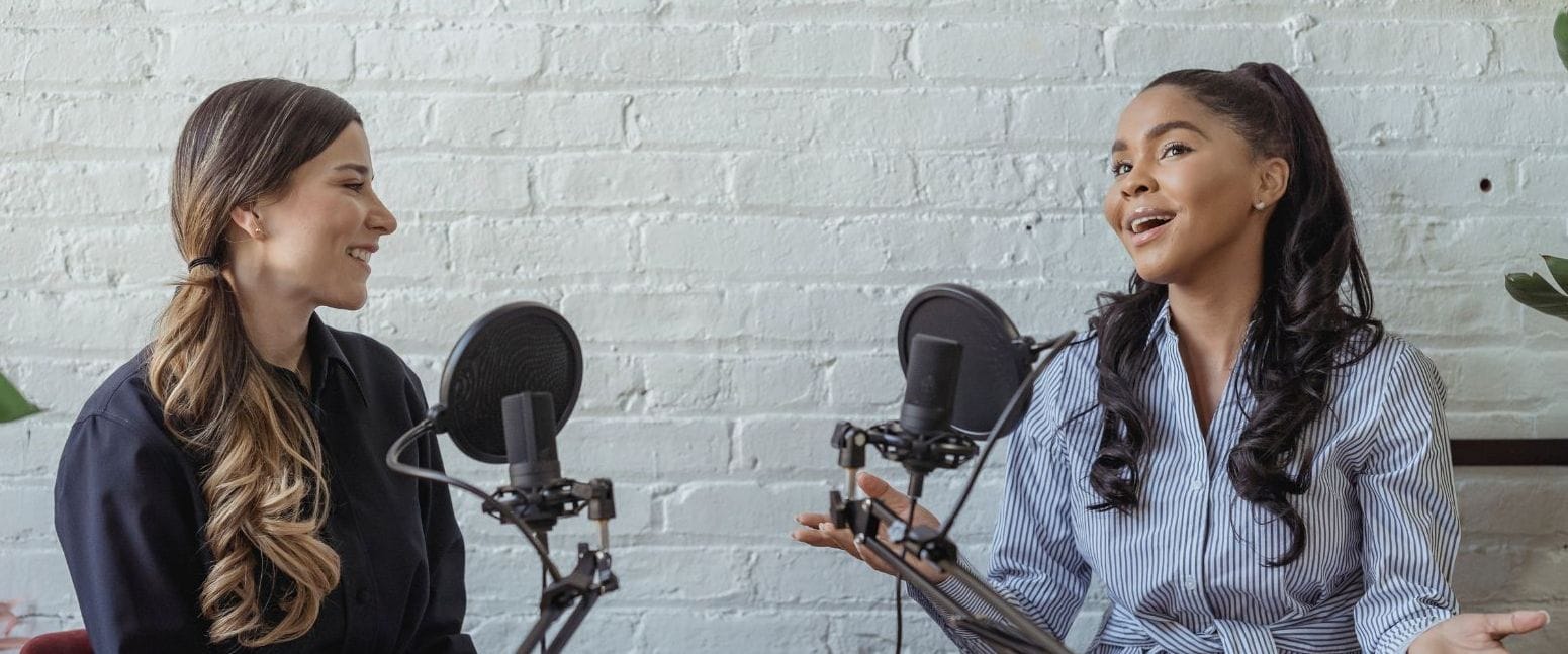 Interview Techniques: Making Interviewees Feel Comfortable featured image